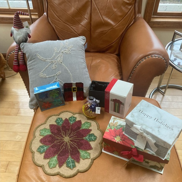 Christmas potpourri. All new with tags. - Picture 1 of 6